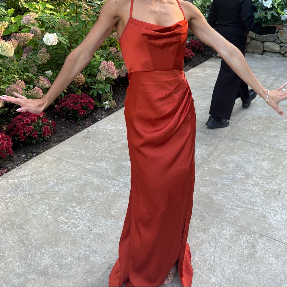 Dress - Picture 7 of 7